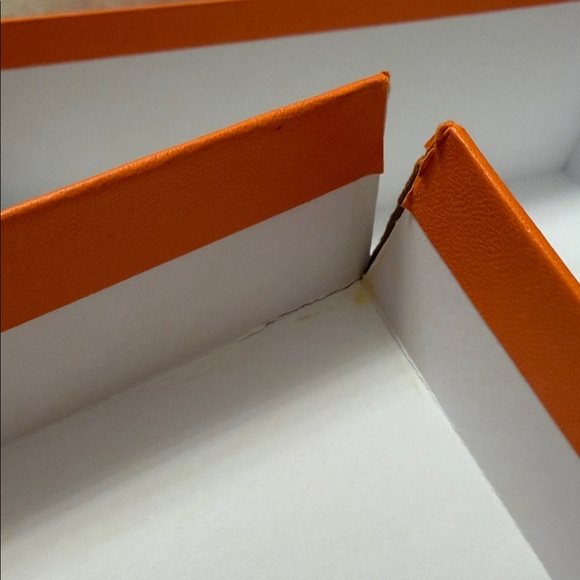 Hermes large storage sneakers, Chypre sandals , shoes and storage box. - Picture 7 of 13